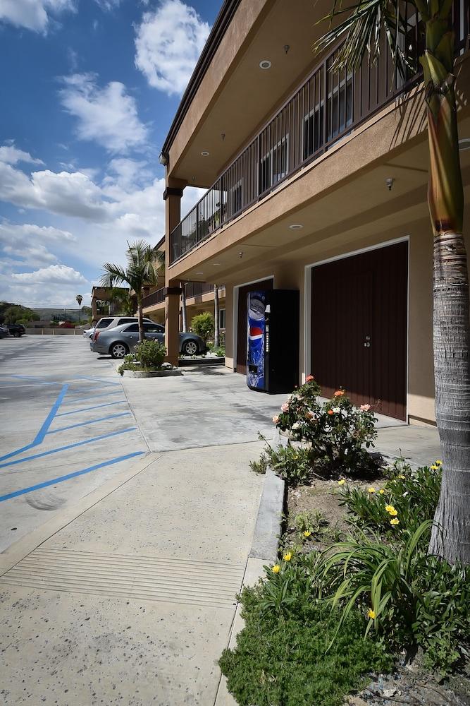 Vagabond Inn Hacienda Heights Eksteriør billede